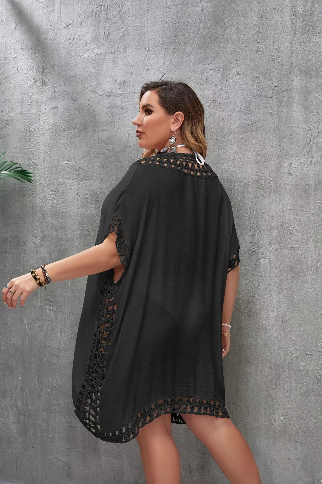 Women's Boho Beach Cover-Up Sleeveless Hollow Hand Hook Knit  Summer V-Neck Pullover